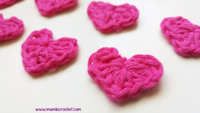 Corazon miniatura a crochet o ganchillo05